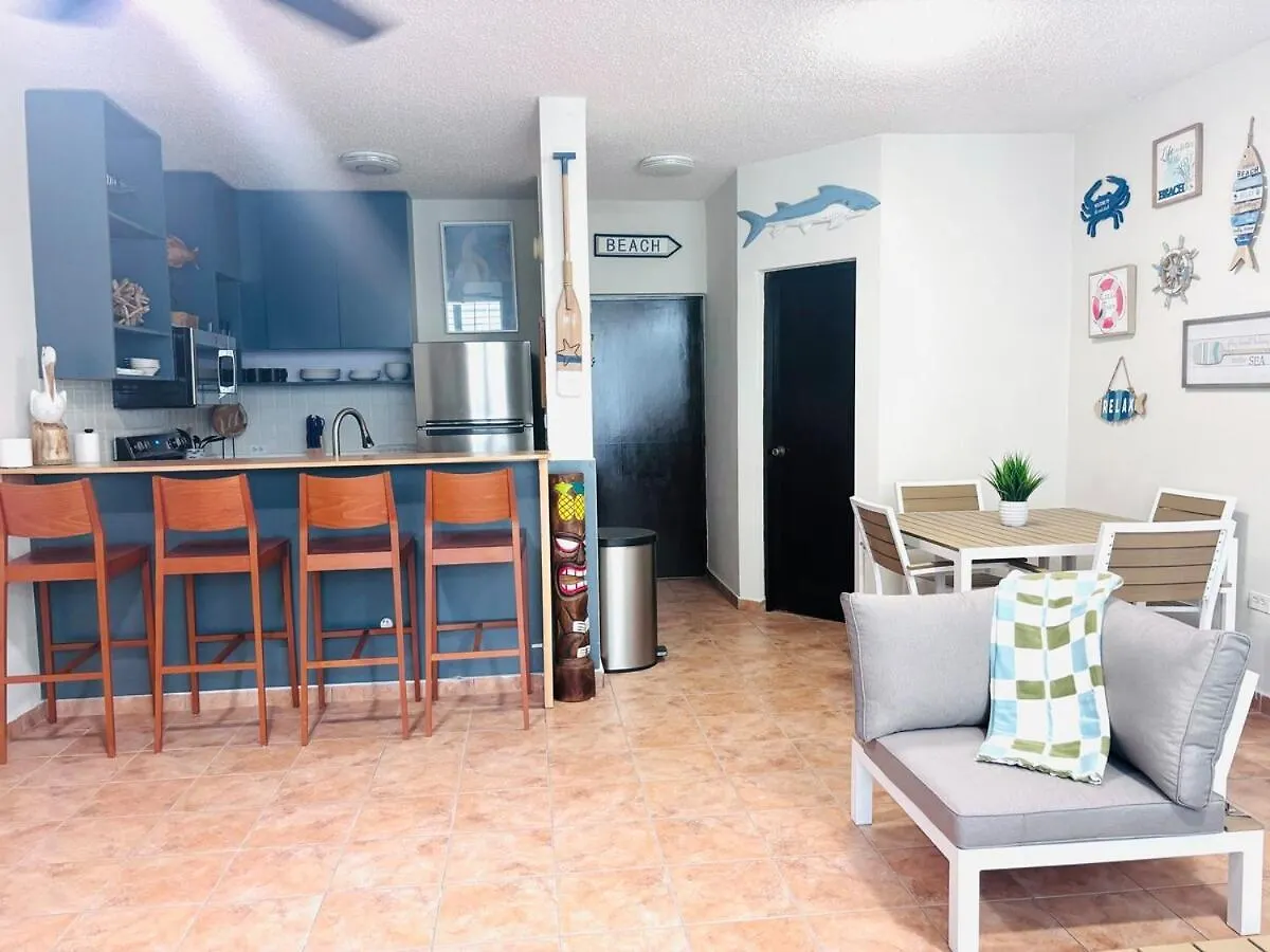 Steps From Stunning Beaches, Near El Yunque And Carabali Luquillo Apartment